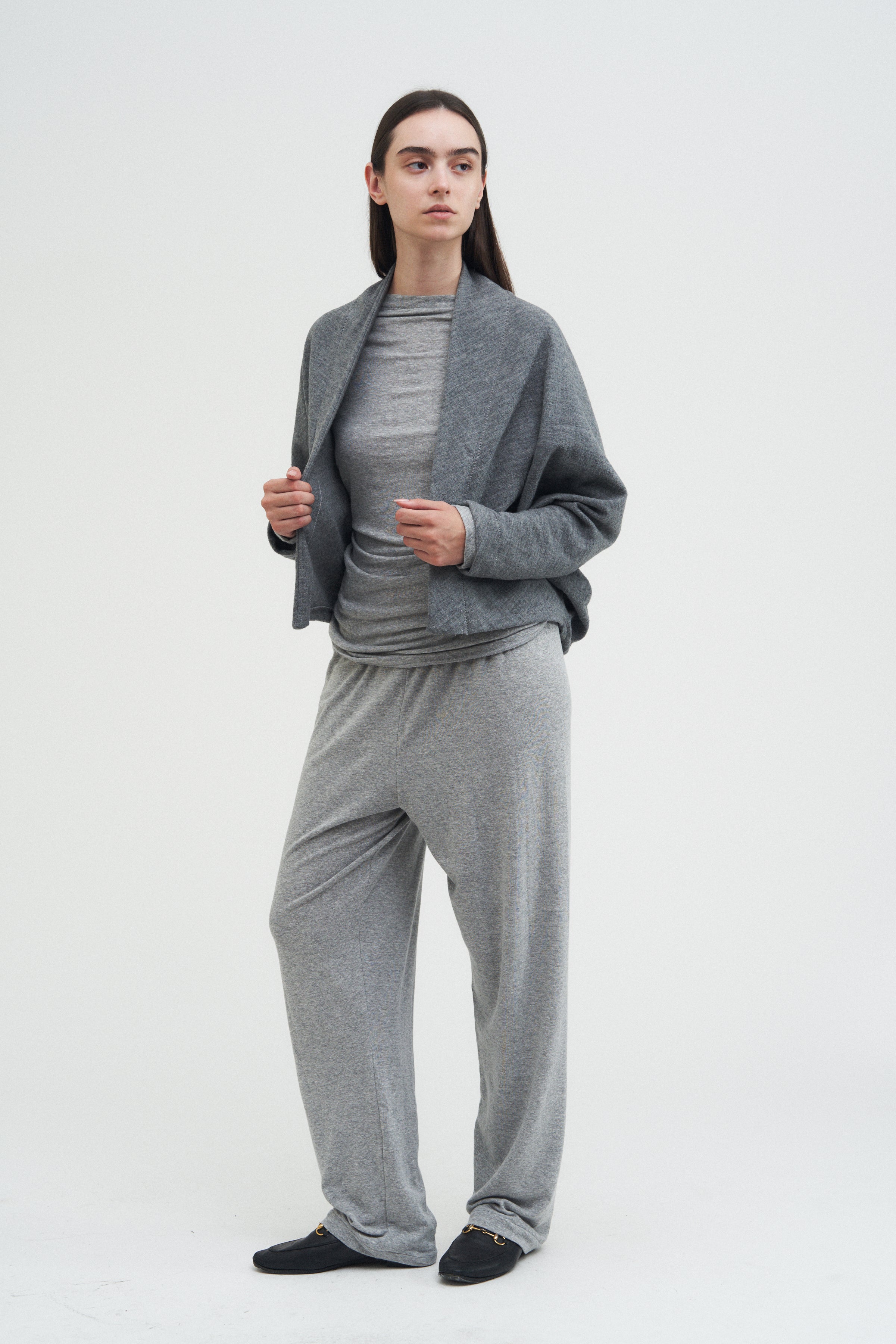 Frame Cardigan — Grey