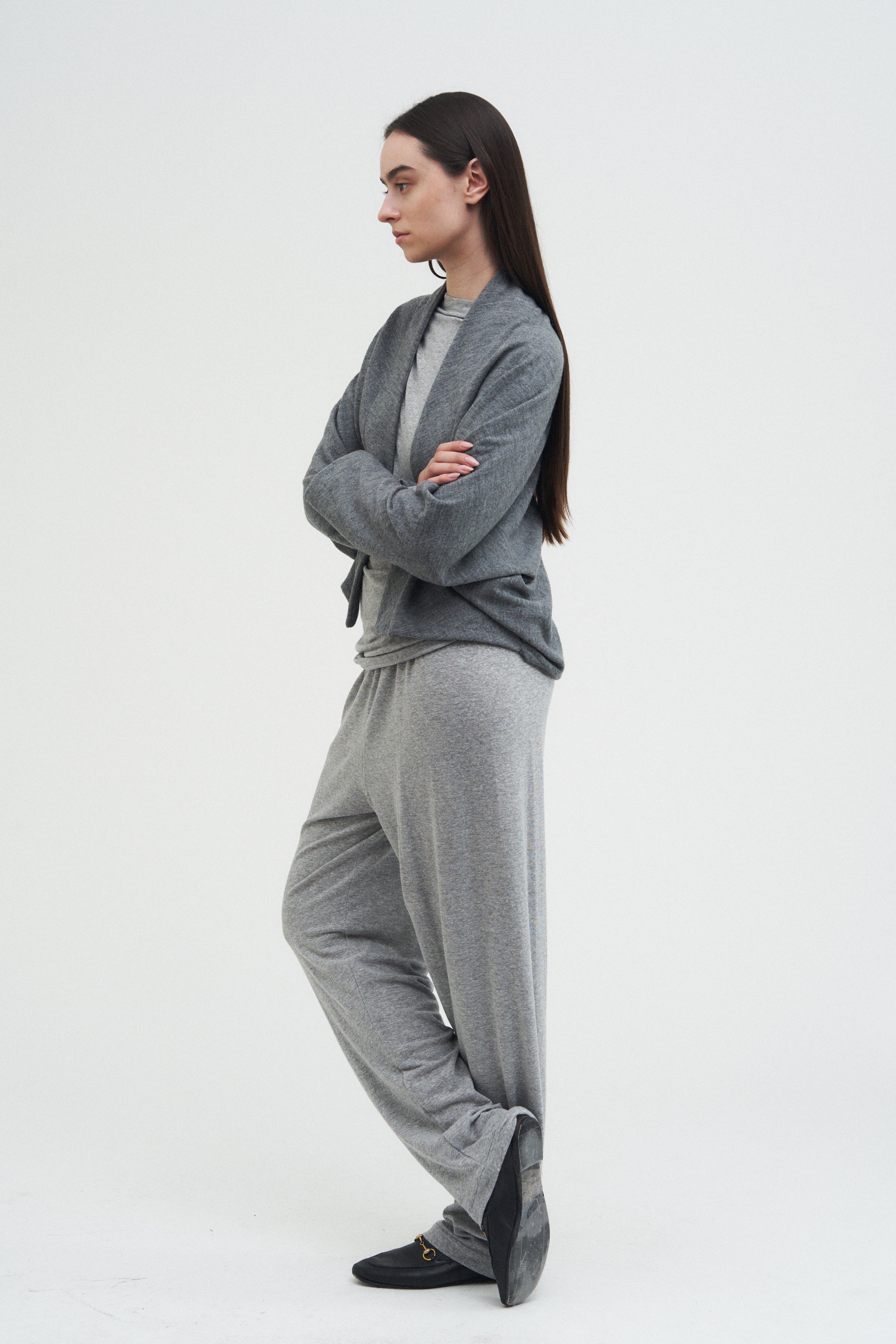Frame Cardigan — Grey