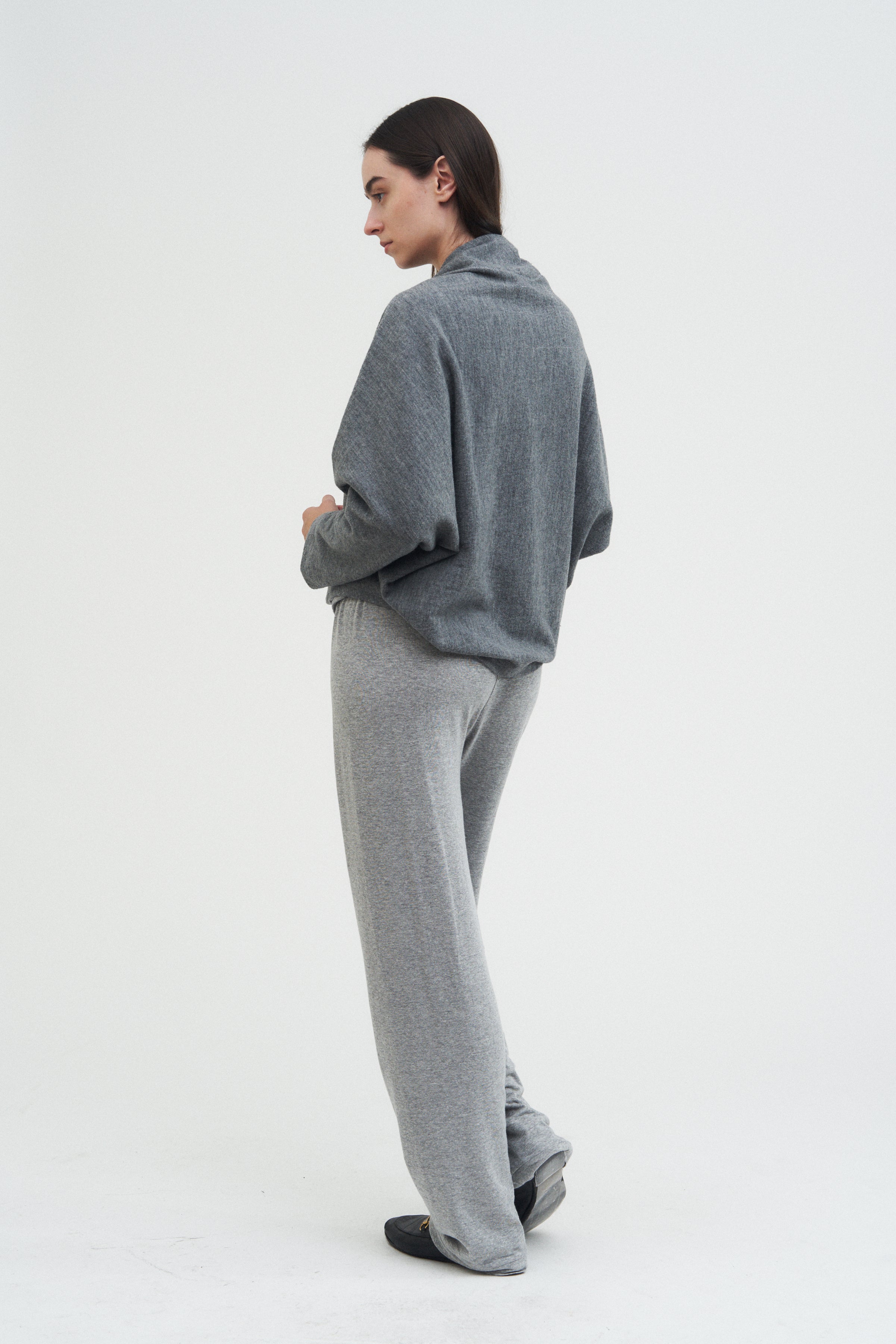 Frame Cardigan — Grey