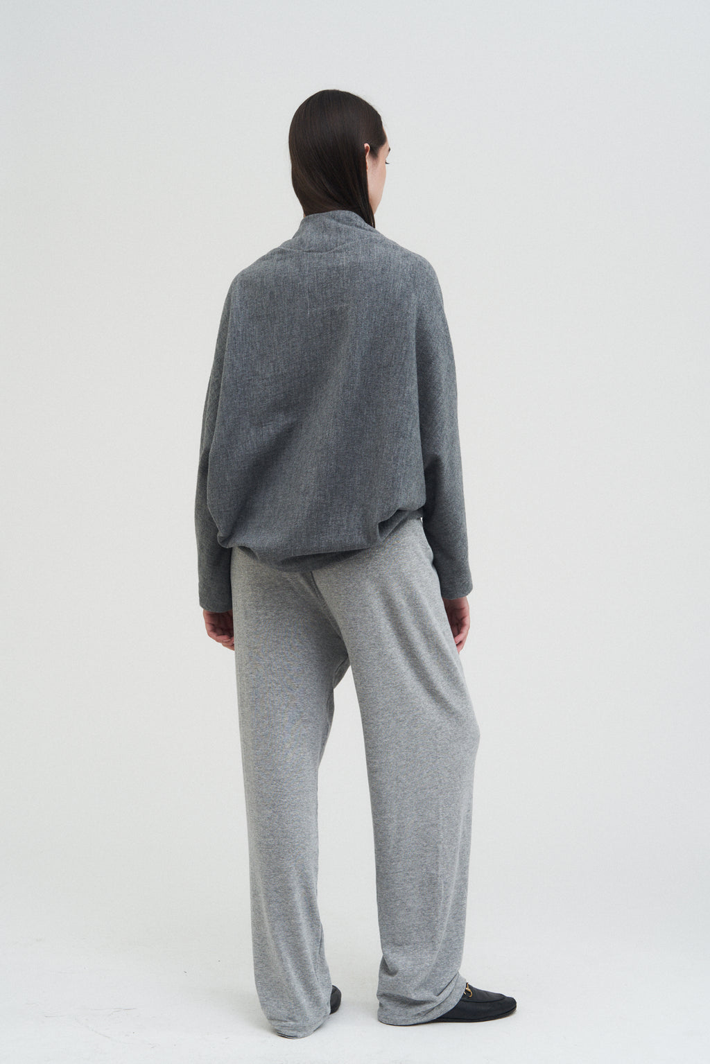 Frame Cardigan — Grey